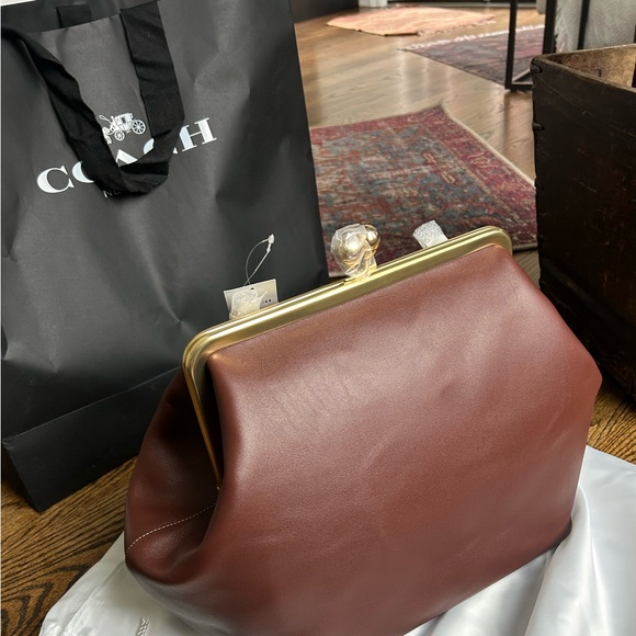 Coach Kisslock Oversized Frame Bag - Picture 4 of 15